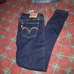 Levi 535 Super Skinny Jeans